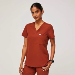 FIGS Catarina Auburn Scrub Top